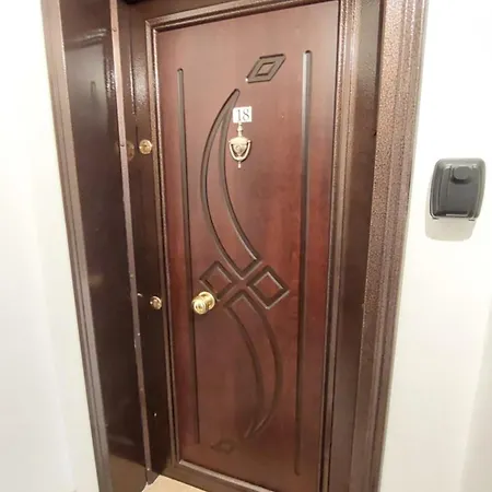 Lägenhet La Casa Di Pina Tirana